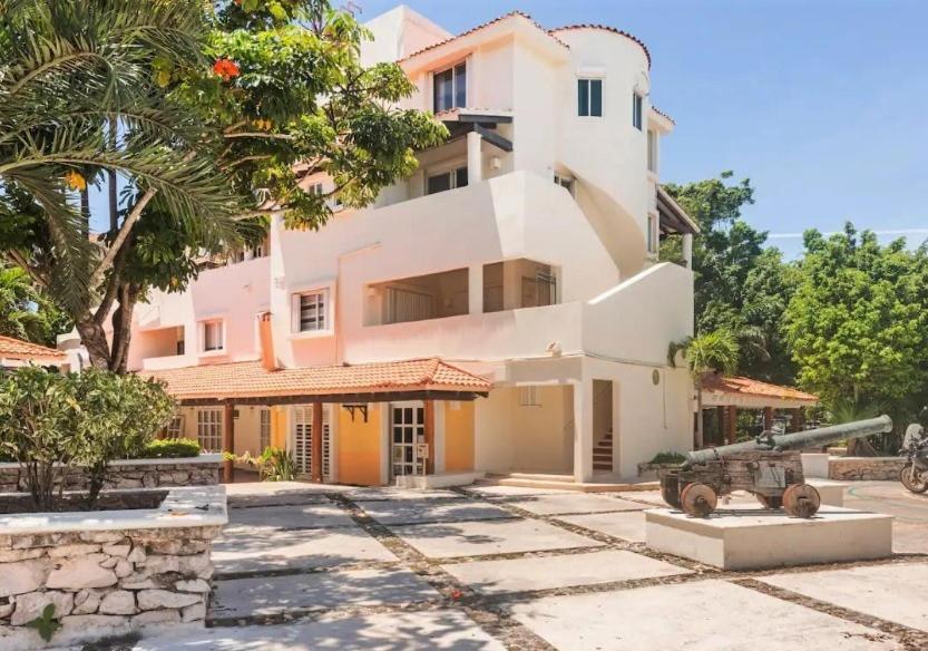 Private Rooms In A Hotel-Type Apartment - Super Located Puerto Aventuras Exterior photo